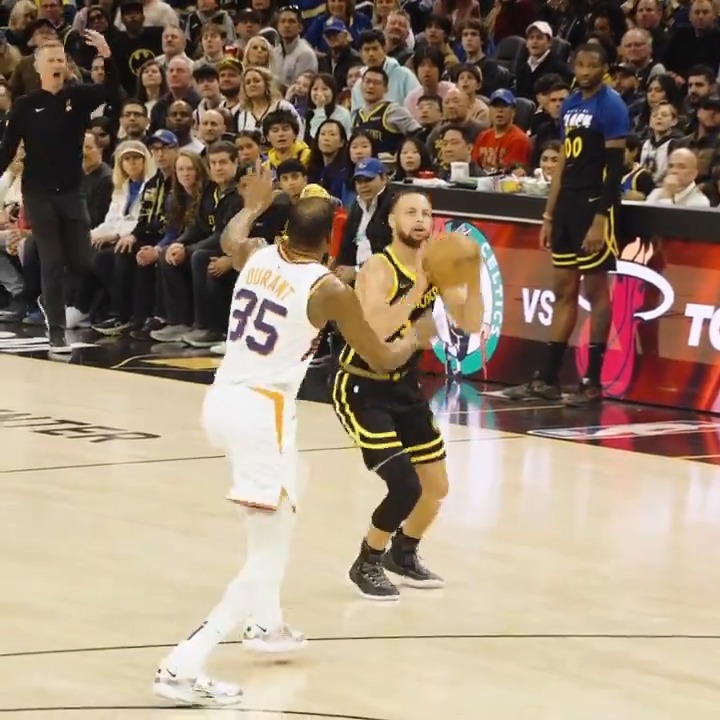 Wardell Stephen Curry II There's nobody like him.