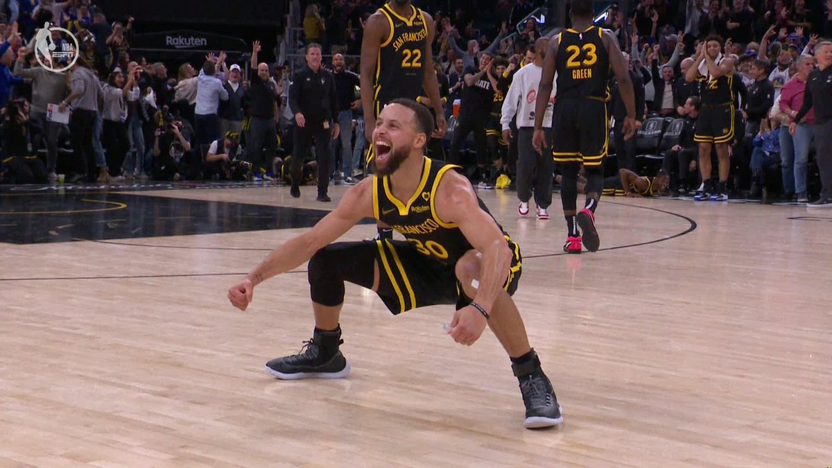 STEPH CURRY FOR THE LEAD 😱