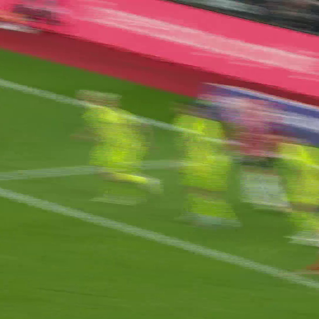 You're going to want to stick around for all the replays of this Joe Rothwell volley ๐คค๐ฅ