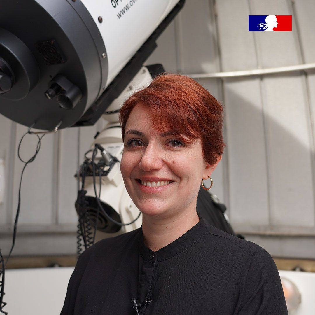 #ToutesEtTousEgaux | Aujourd’hui, c’est la Journée internationale des femmes et des filles de science.👩⚕️ 👉 À cette occasion, Lucie nous partage son quotidien d’astrophysicienne au CNRS 🌍. Elle souhaite prouver que les femmes ont pleinement leur place dans ce domaine. 🔭