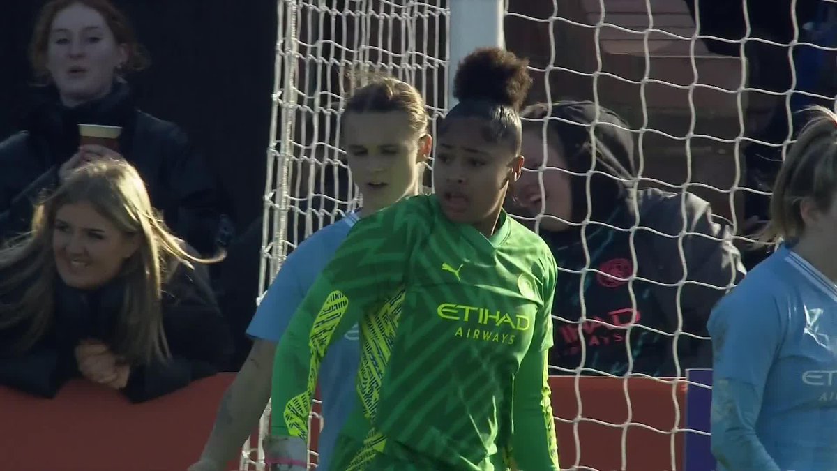 What a stop from khiara.k98! ✋ #AdobeWomensFACup