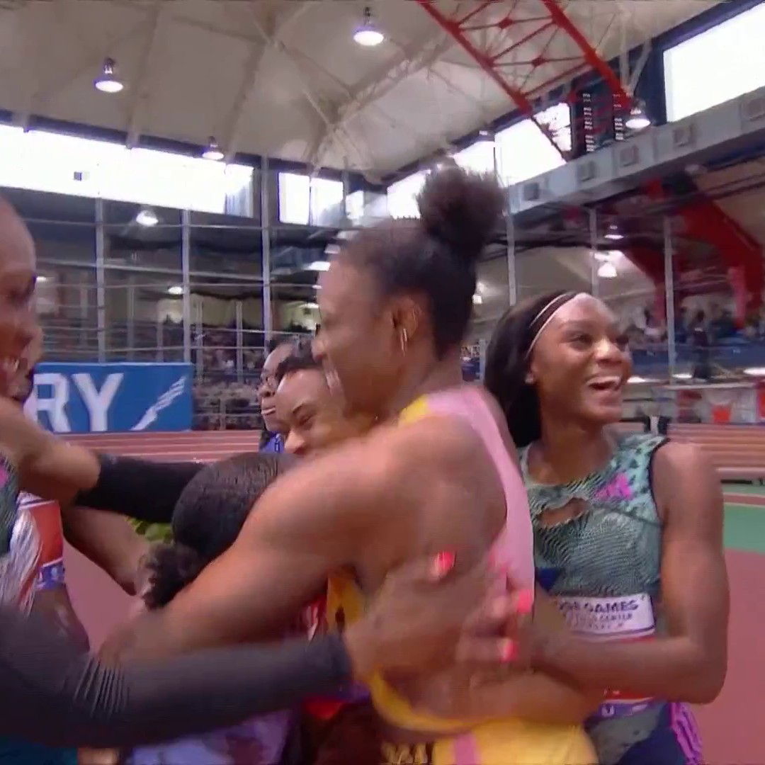 The fastest women's 60mH race in WORLD HISTORY! 🇧🇸Devynne Charlton 7.67 👏