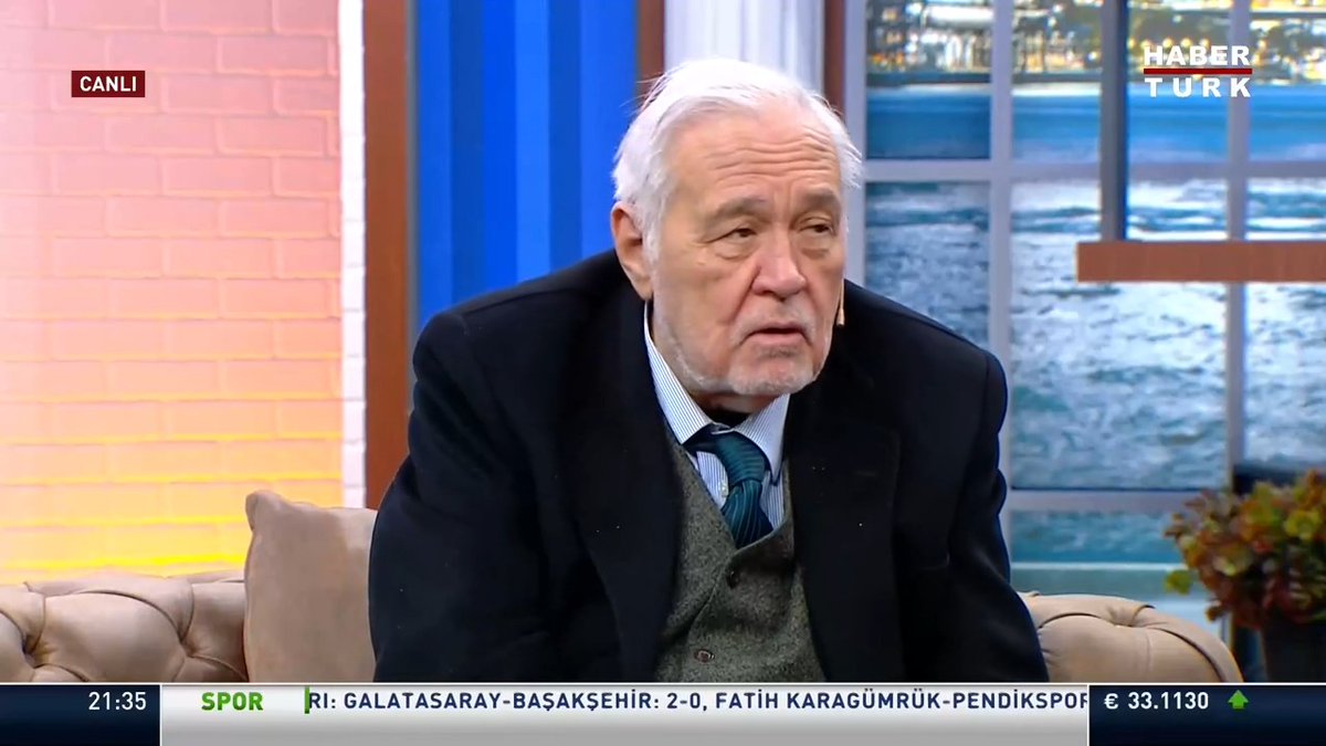Hiç nikah şahitliği yaptı mı? Prof. Dr. İlber Ortaylı #BeşinciGecePlus'ta anlattı.