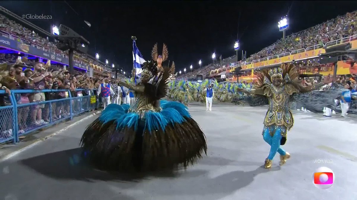 Beija-Flor trazendo a realeza da Etiópia com seu casal de mestre sala e porta bandeira 👑 #Globeleza
