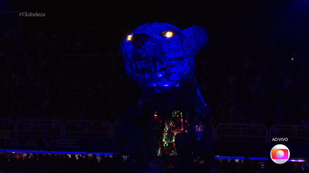 Olha essa onça da Grande Rio, SOCORROOO! ❤️ 💚 🤍 🐯 #Globeleza