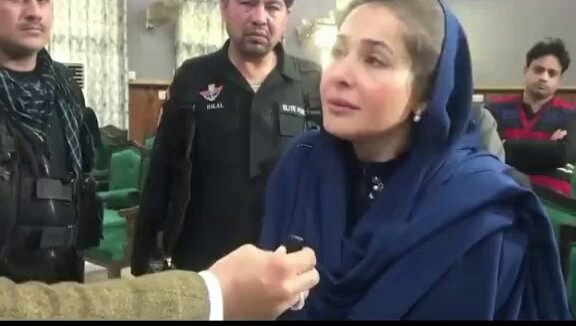 پیپلز پارٹی ن لیگ کے ساتھ شامل ہونا ہماری بدنامی ہے لوگوں نے ہمیں اس لئے ووٹ نہیں دیا کہ ہم چوروں کے تھلے لگ جائیں ۔۔۔۔۔۔ شاندانہ گلزار:-