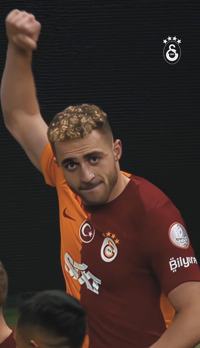 Müthiş mücadele ⚡️ Top kontrolü 👌 Gol vuruşu 🔥 𝗕𝗔𝗬 5️⃣3️⃣