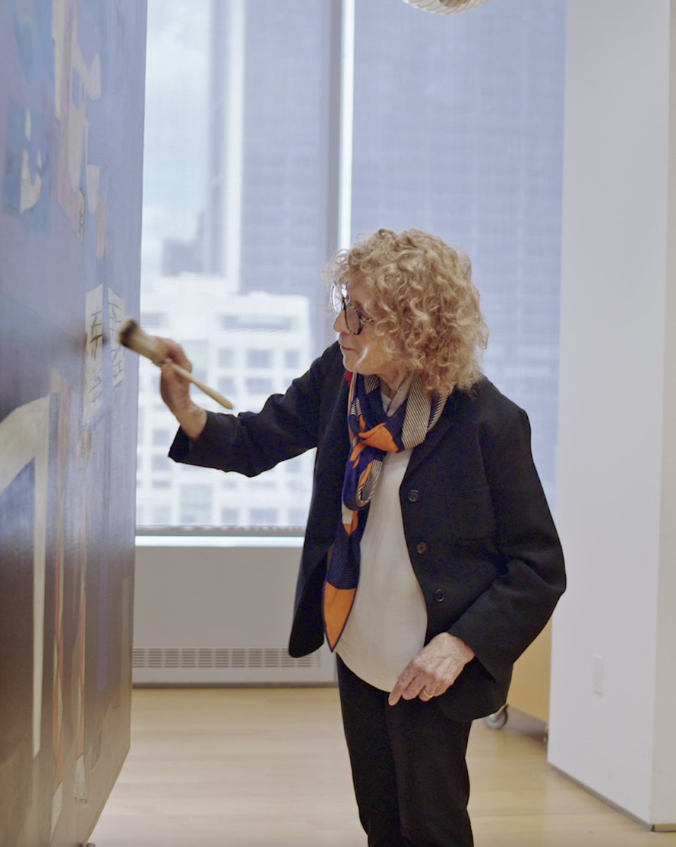 What can the back of a painting tell us about the life it’s led? The over 100-year-old stretcher that backs Pablo Picasso’s “Three Musicians” helped our team discover details about the painting’s history and global travels. Go behind the scenes →