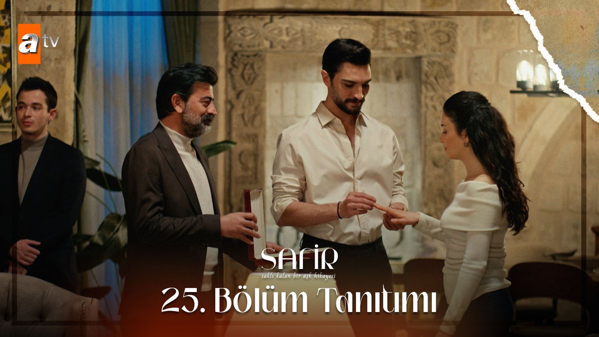 “Özür dilerim sevgilim, çok özür dilerim.” 25.⁠ ⁠bölüm tanıtımı yayında! #Safir ‘Saklı Kalan Bir Aşk Hikayesi’ yeni bölümüyle Pazartesi 20.00’de #atv’de. 💠 atv