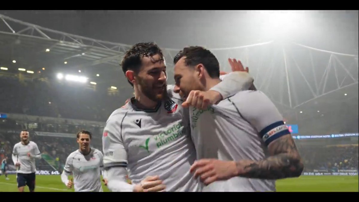 Some header, @GethinJones8 😍 #bwfc