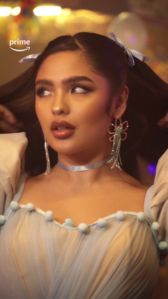 Aura at ganda ba kamo? Si Andrea Brillantes lang ang katapat niyan 😩💅 Catch her on Episode 5 of Drag Den with Manila Luzon Season 2: Retribution tonight at 7 PM, only on Prime Video. #DragDenPHOnPrime