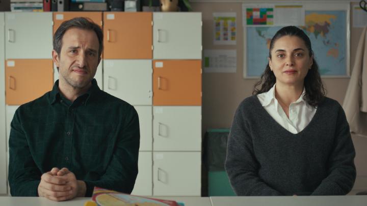 Berkun Oya imzalı mini dizi 29 Şubat'ta sadece Netflix'te #KuvvetliBirAlkış