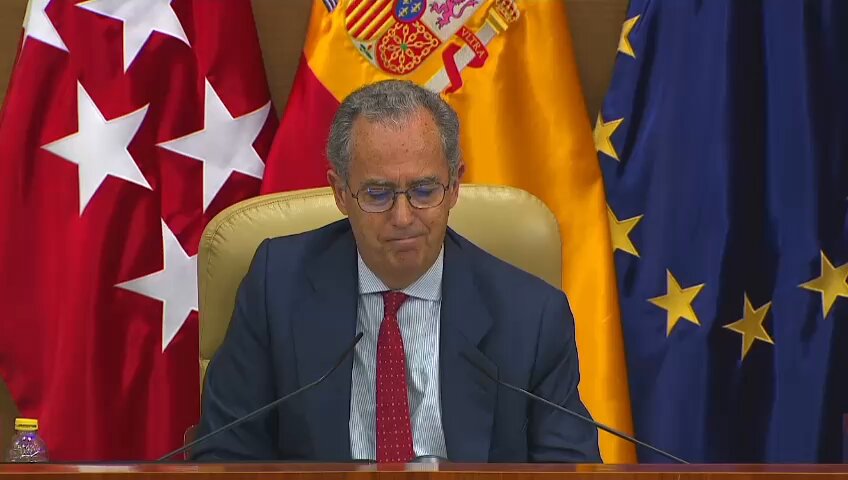 La izquierda solo busca el descrédito personal.