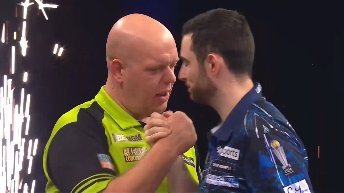 GLORY IN GLASGOW FOR MVG! 🟢 Michael van Gerwen makes it back-to-back nightly victories with Night Three success in Glasgow! The Dutchman denies Luke Humphries in a last-leg thriller to continue his terrific start to the season! 📺 #PLDarts | The Final