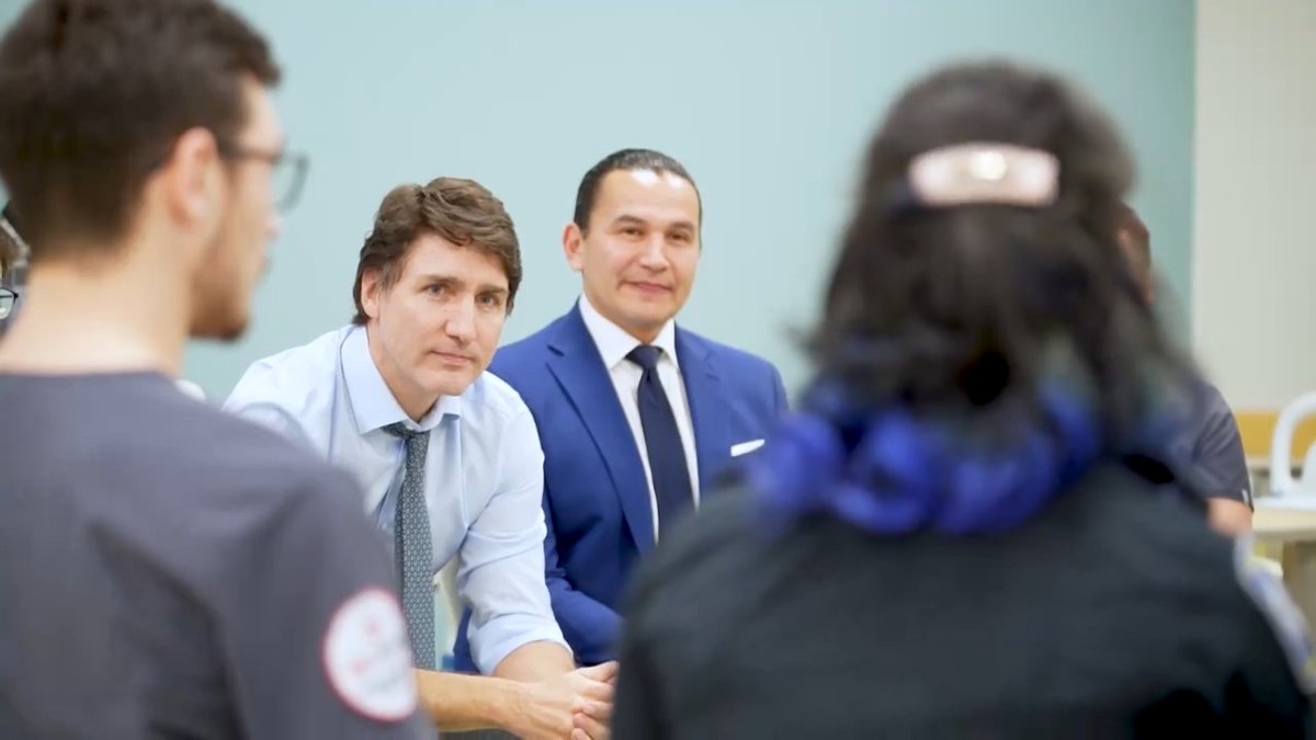 Hiring more doctors and nurses, cutting down wait times, helping people access mental health care – we’re working with provinces and territories to do that and more. And that’s what our announcement today, with Wab Kinew, was all about. More on that here: