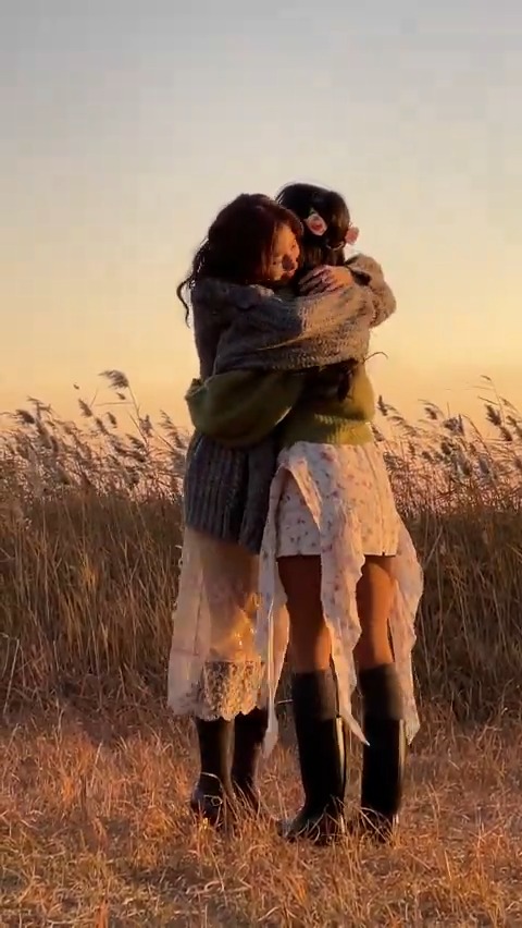 Freezing cold๐ฅถโ +*:๊ซ:* ๐๐๐กโ ๐๐๐-๐กโ *:๊ซ:*+ ๐๐๐-๐๐๐ฃ๐ & ๐๐๐-๐๐๐๐๐ +*:๊ซ:* ๐ฟ๐๐ ๐ก๐๐ ๐ผ ๐บ๐๐ ๐๐๐ *:๊ซ:*+ ๐ต ๐ท๐๐ค๐๐๐๐๐ ๐ผ ๐บ๐๐ ๐๐๐ โจ #TWICECORE #TWICE #ํธ์์ด์ค #SANA #์ฌ๋ #JIHYO #์งํจ #WithYOUthโคโ๐ฅ #ONESPARK๐ฅ #IGOTYOU๐ค #IGOTYOU_VoyageVer