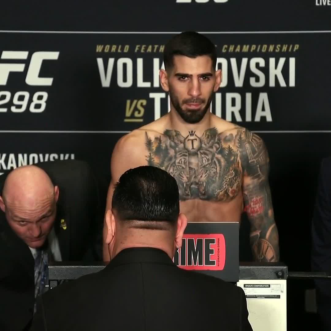Ilia Topuria sigue y da el peso de campeonato, todo listo para la pelea estelar!!! #UFC298