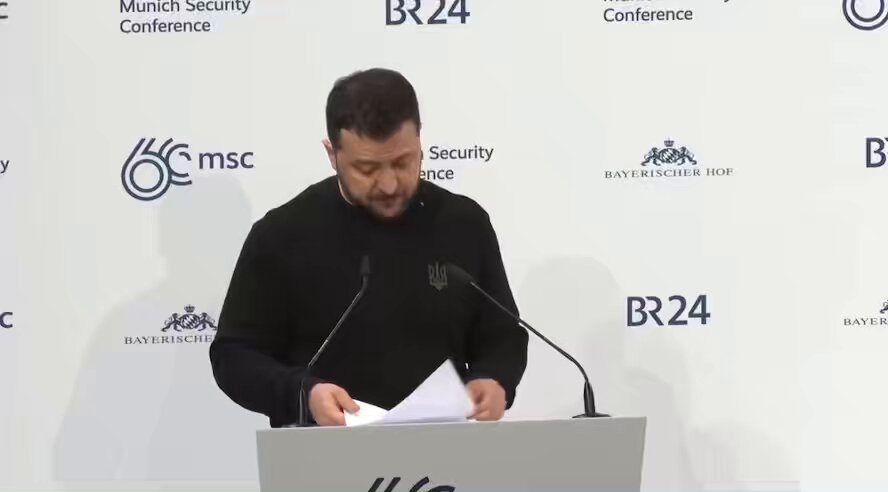 “Vraag niet aan #Oekraïne wanneer de oorlog zal stoppen, maar vraag aan jezelf waarom Poetin deze nog steeds kan voortzetten” Met deze Kennedy-achtige conclusie legt #Zelensky bij de Veiligheidsconferentie in München weer precies de vinger op de zere plek: