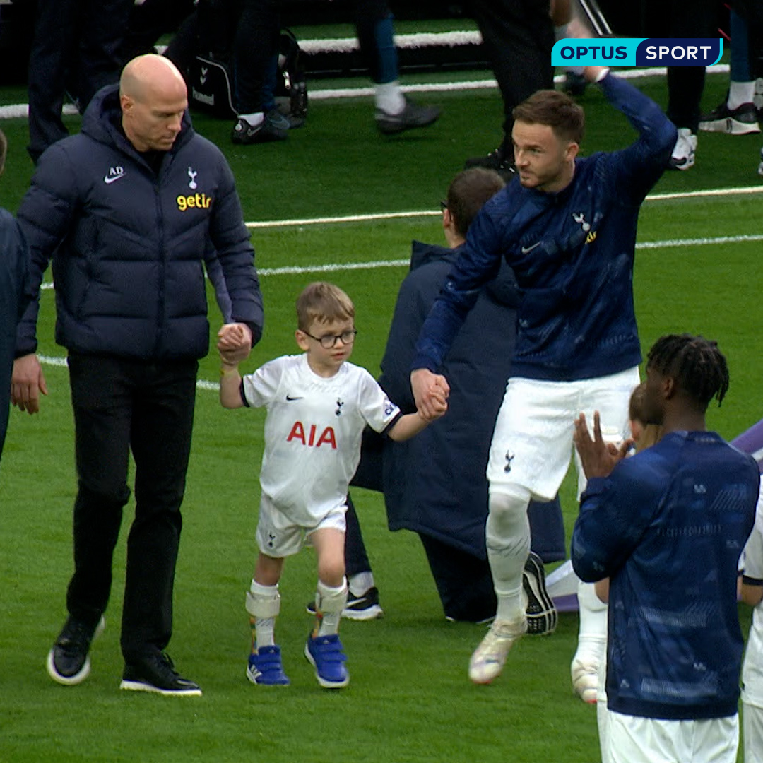 James Maddison stepped onto the pitch with Samuel, a 6-year-old with cerebral palsy who recently walked a mile for charity 🤍 He made sure the stadium gave Samuel the cheer he deserves 🙌 A beautiful moment.