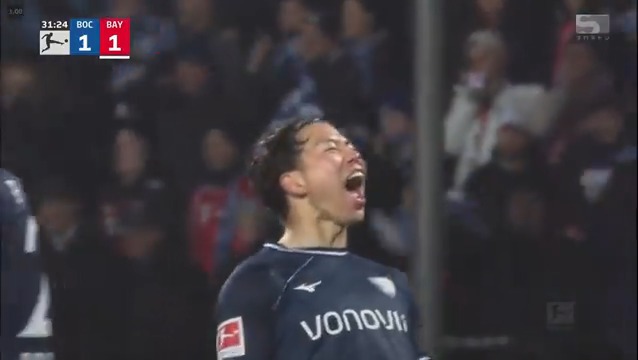 バイエルン戦でノイアーから見事な同点ゴールを決めた浅野拓磨🇯🇵🔥🔥