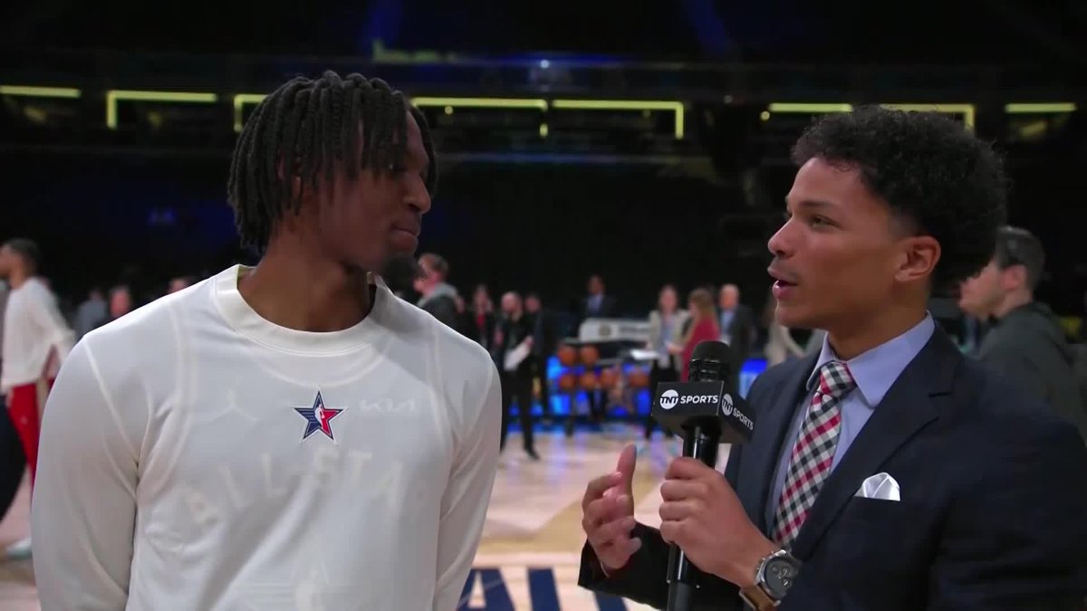 "It's really been special for me because, my entire family is here... I'm very happy to have them here and experience my first one." 💯 Oscar Pope Lift Every Voice Fellow Derryl Barnes Jr. caught up with first-time #NBAAllStar Tyrese Maxey on the meaning of his first #NBAAllStar Game