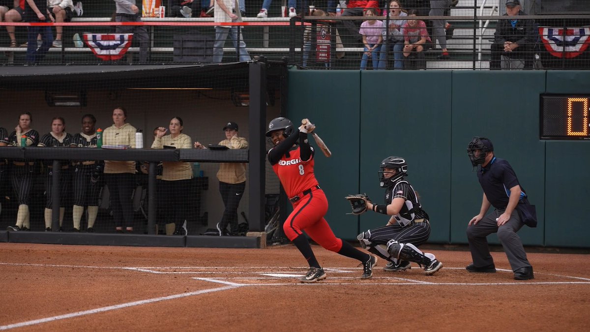 On episode two of Athlete to Athlete, Jaiden Fields and Jayda Kearney talk about how being mentally strong helps in all aspects of the game and the confidence that being a Georgia Softball player has instilled in them. #GoDawgs | The Players' Lounge