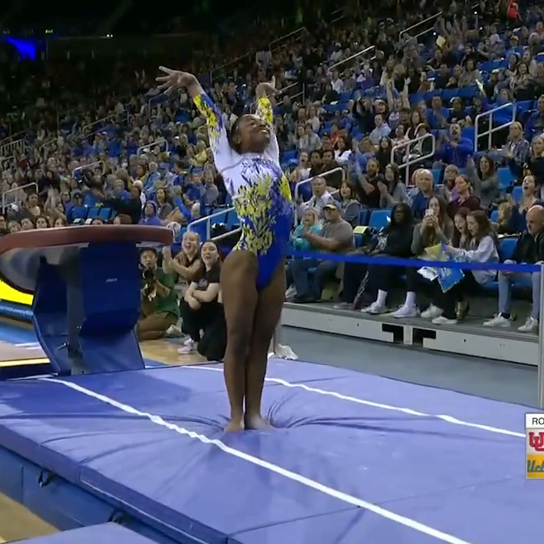 SELENA HARRIS PERFECT 🔟 ON VAULT ARE YOU KIDDING 🤩 #ThatsaW