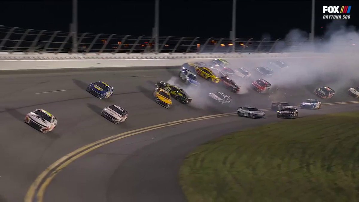 What a mess. #NASCAR #DAYTONA500