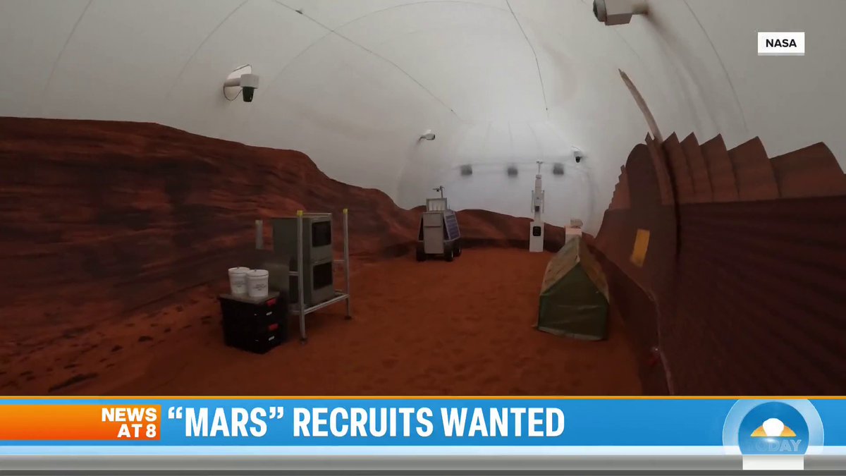 NASA is searching for four volunteers to spend a year inside a simulated Mars habitat at the Johnson Space Center.