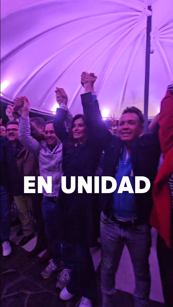Este Movimiento es una familia, esa es nuestra esencia; estamos unidos y unidas para lo que viene. Gracias, Pablo Lemus Navarro y Juan José Frangie, saben que cuentan conmigo para seguir trabajando por Guadalajara, Zapopan y Jalisco.