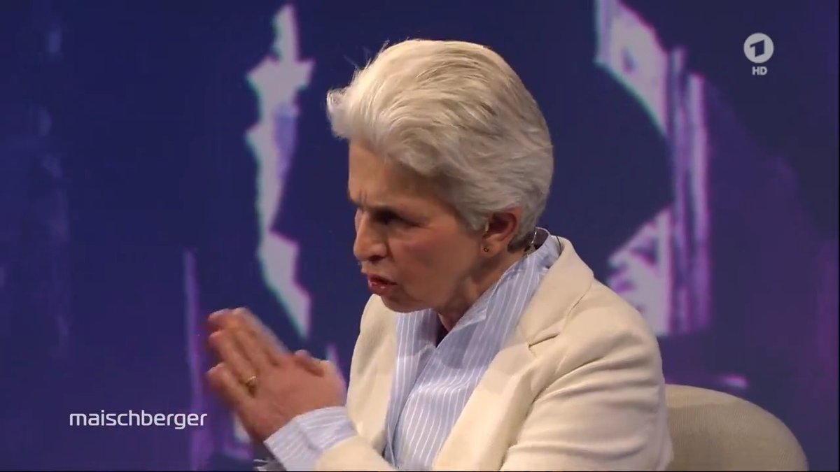 „Es ist doch überhaupt keine Frage, dass jeder will, dass dieser Krieg, dieses Morden aufhört“, so die FDP-Verteidigungspolitikerin Marie-Agnes Strack-Zimmermann über den Krieg in der #Ukraine. Eine Lösung dafür sei, dass „Putin seine Armee jetzt und heute zurückzieht.“ #maischberger Das Erste