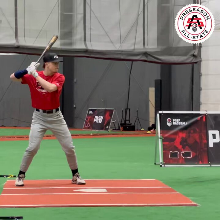 ‘27 SS JT Girod (OR) Advanced look from the physical RHH who hammered balls across 2 rounds presenting an impressive hit/power combo to follow closely. Aggressive intent with each swing. Swings mean, expects success. 👍👍 #PSAS || @PBR_Oregon
