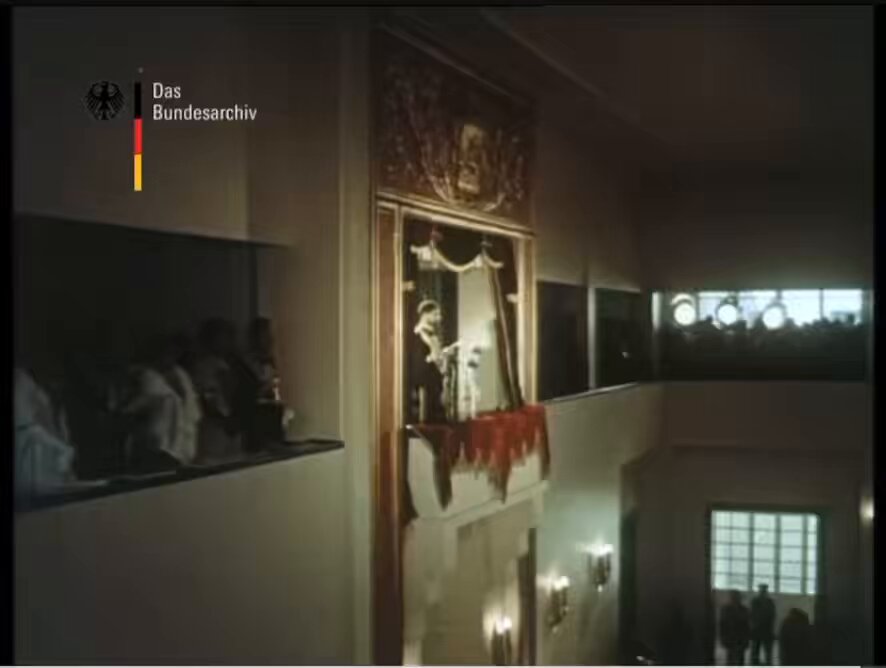 እንኳን ታሪክ ትመዝግቦ ተቀመጠ:: የዘር ፖለቲከኞች ሕዝብን ሲያጫርሱ የኖሩት በውሸት ትርክት መሆኑን ቀዳማዊ ኀይለ ስላሴ በነገሡ በሃያ አምስት አመታቸው ለፓርላማ ካደረጉት ንግግር እንረዳለን:: ዓላማቸው የኢትዮጵያ ዜጎች "በመጠናቸው በምክር ቤት ውስጥ እንደራሴ እንዲኖራቸውና በዘርም ይሁን በሃይማኖት በመሃከላቸው አንድም ልዪነት እንዳይኖር ለማድረግ ነው:: ሁሉም ኢትዮጵያዊ የአንድ ትልቅ ቤተሰብ ተወላጆች ሆነው በወንድማማችነት እኩል እንዲኖሩ ዘወትር የተከተልነው ዓላማ ነው"