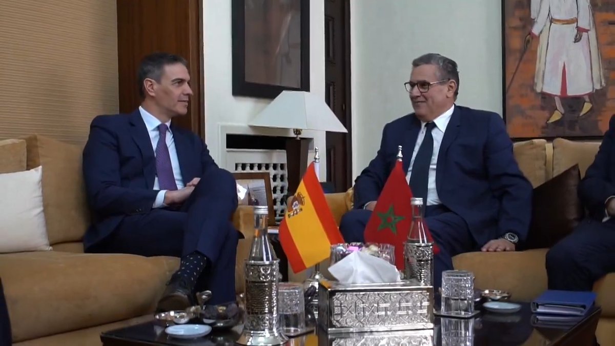 Quiero agradecer al jefe de Gobierno del Reino de Marruecos, Aziz Akhannouch, su recibimiento en Rabat. Las relaciones con nuestro vecino, amigo y socio estratégico atraviesan por su mejor momento en décadas. Con esta visita oficial damos un impulso a nuestra cooperación en todos los ámbitos y consolidamos un modelo de vecindad constructiva basado en la confianza y el respeto mutuo.