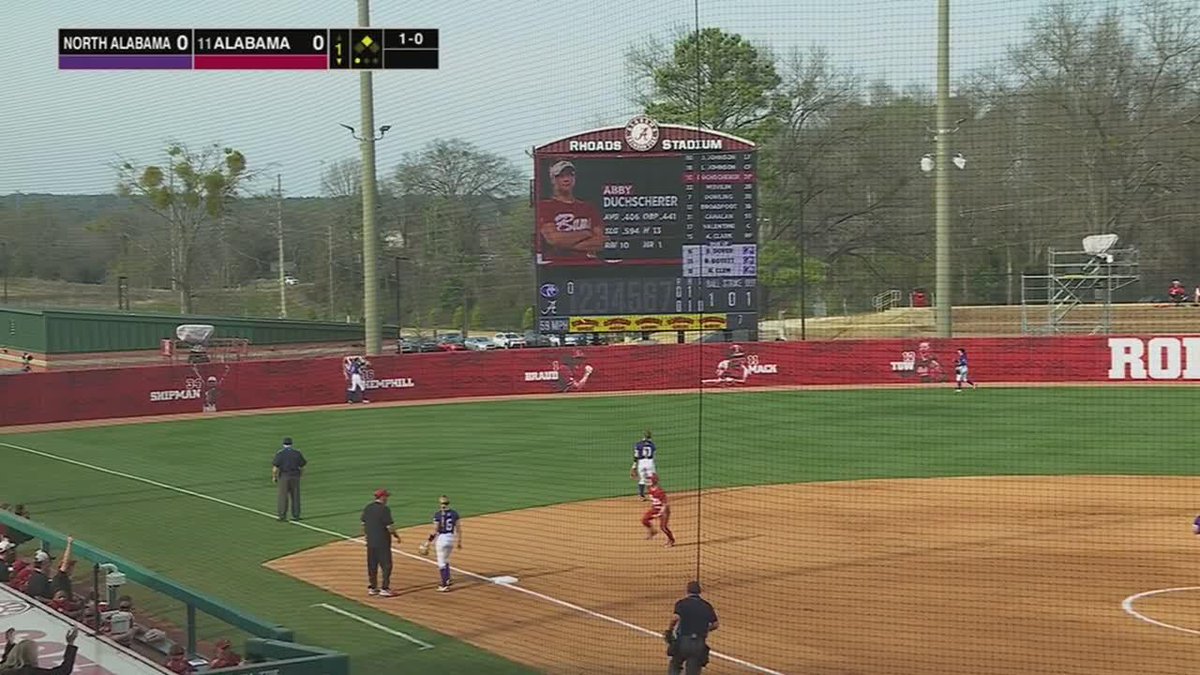 Duke off the light pole!💡💥 abby 📺SECN+ | #Team28 #RollTide
