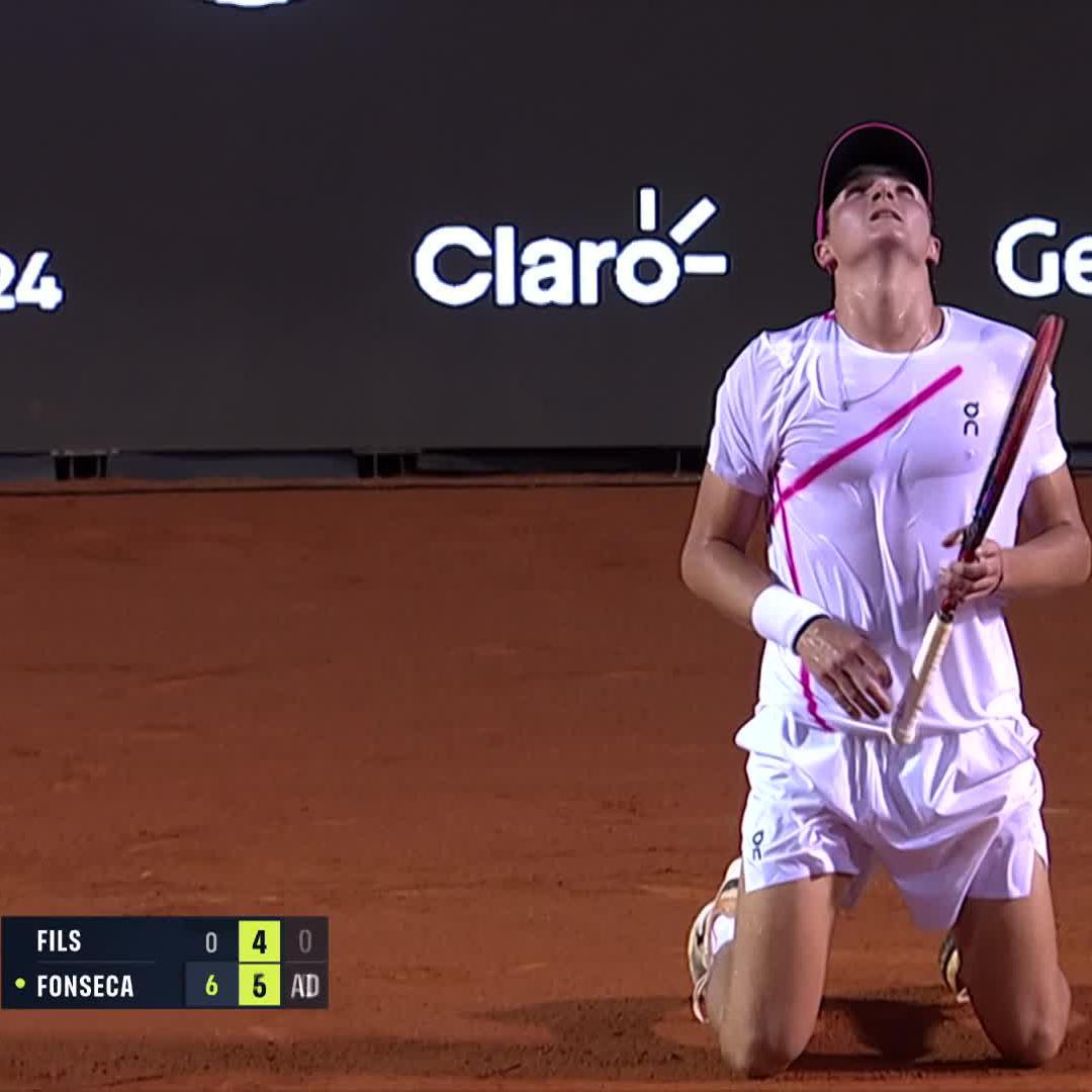 His country. His moment ✨ 17-year-old Joao Fonseca of Brazil defeats Fils 6-0 6-4 to become the first player born in 2006 or later to win a match on the ATP Tour! #RioOpen10Anos