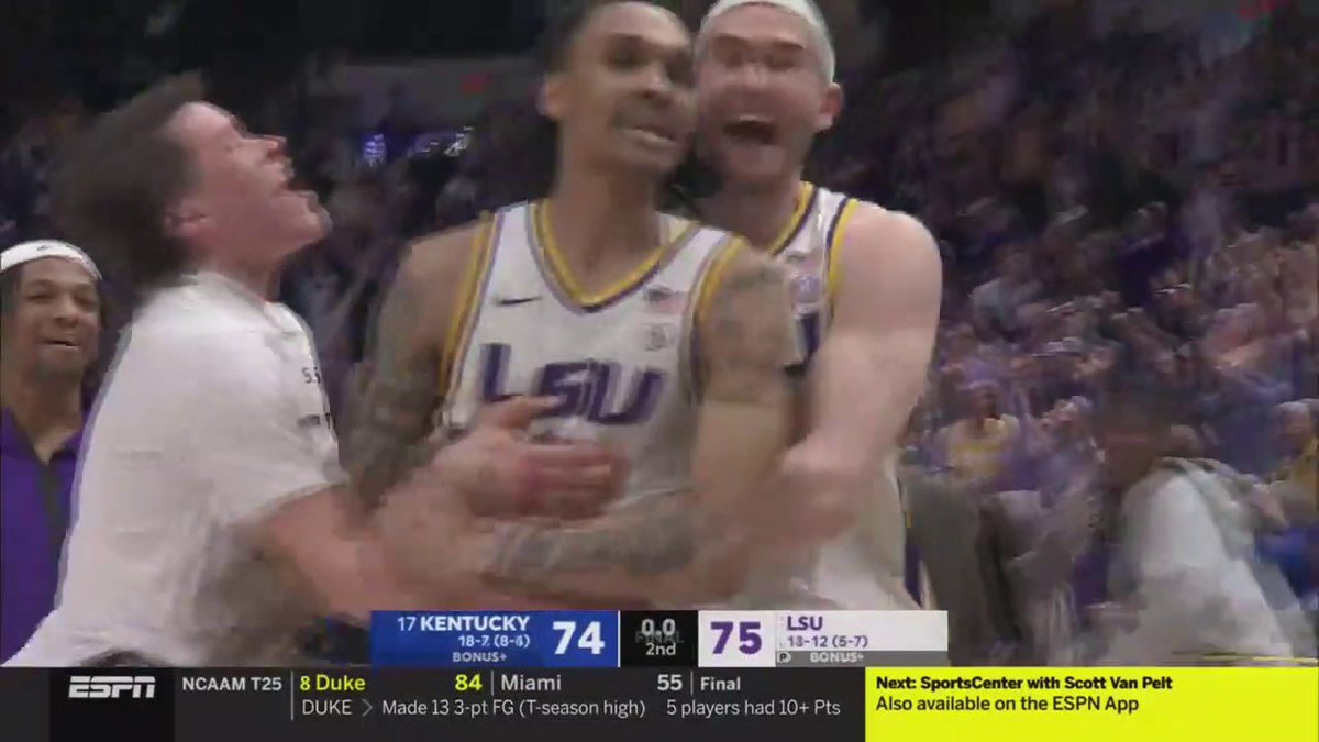 LSU STUNS NO.17 KENTUCKY AT THE BUZZER 😱