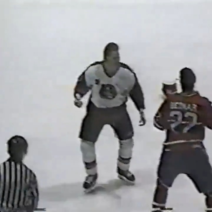 Jared Bednar (@BednarJared) beats up Lorne Toews (1991)