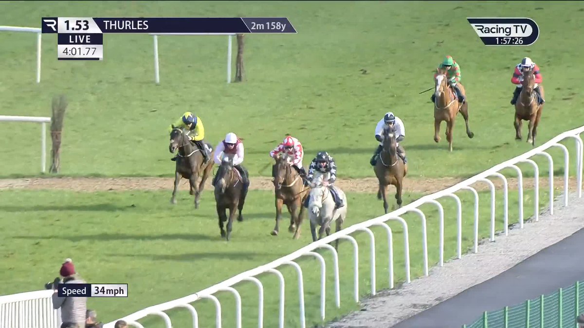 ๐บ๐๐๐ง๐๐ข๐ง๐ ๐๐๐ซ๐๐ฆ๐ฒ ๐บ James Fahey Racing's likeable grey (9-2) jumps for fun under Donagh Meyler to record a second success over fences in the Handicap Chase ๐