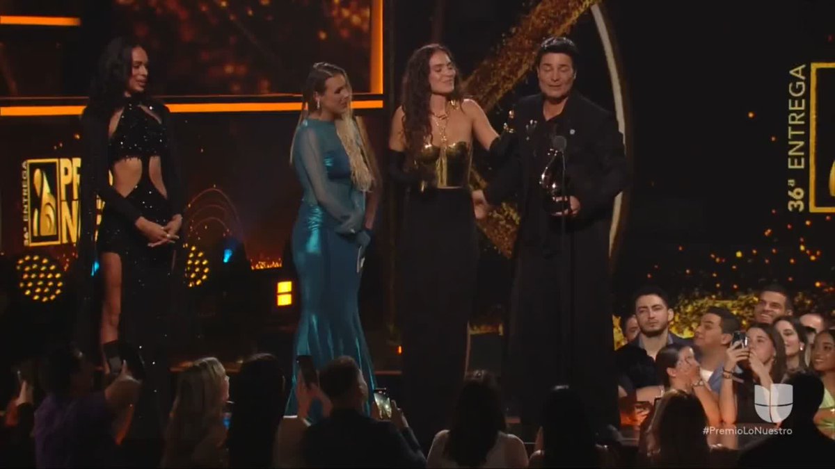 ¡Felicidades CHAYANNE! 👏 ¡Qué hermosas palabras! 🥹 #PremioLoNuestro