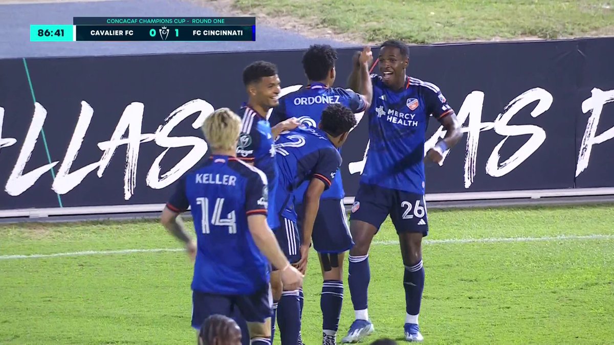 This build up. 😍 Malik Pinto doubles FC Cincinnati's lead in the closing moments! #ConcaChampions