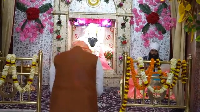 The life and ideals of Sant Ravidas Ji will keep giving strength to millionsโฆhere are special moments from Kashi today.
