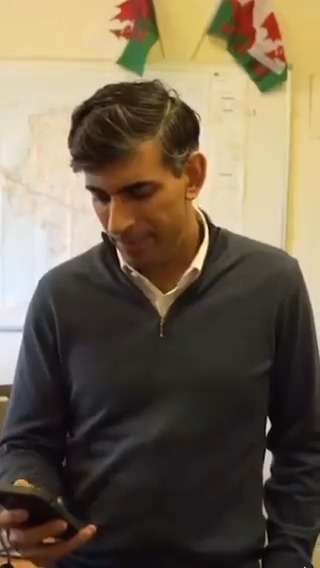 Who could be calling Rishi Sunak this time...🤔