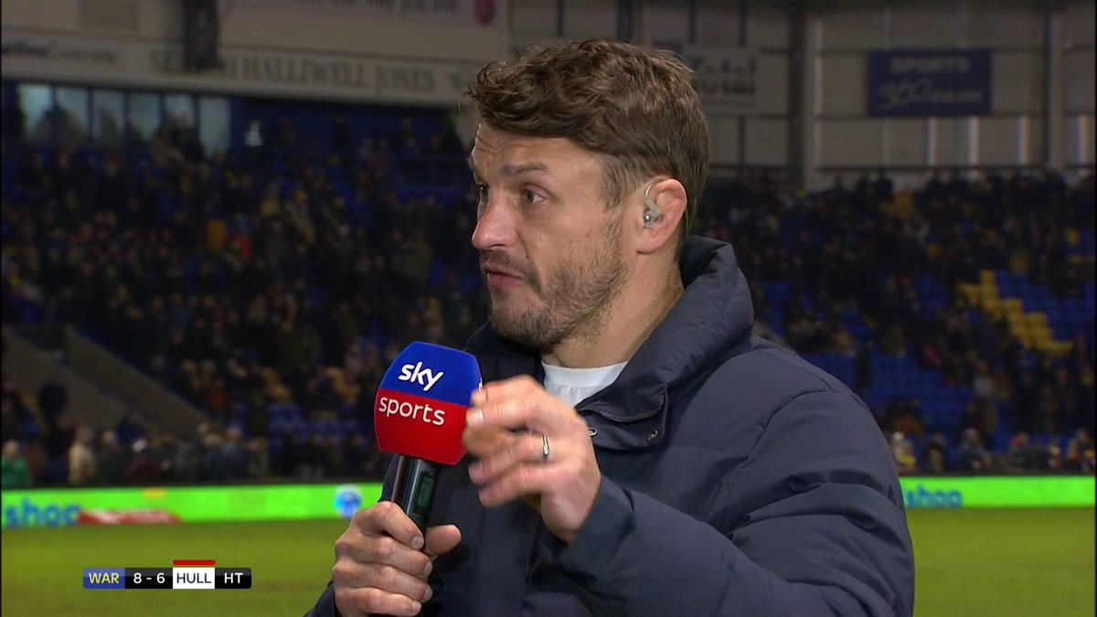"That is a shambles!" 😡 Jon Wilkin's passionate reaction to Nu Brown's first-half red card 🟥