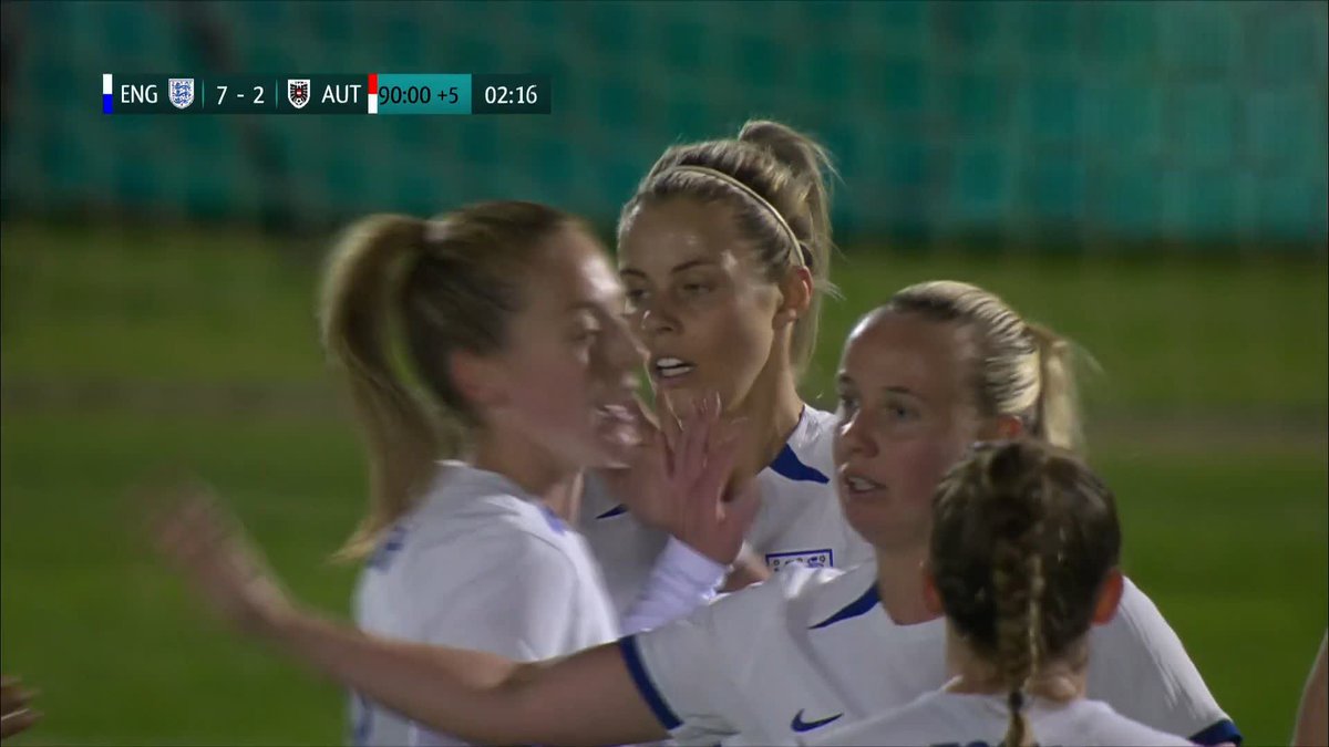 7️⃣ for the #Lionesses Rachel Daly gets in on the act 👏 #ITVFootball | #Lionesses