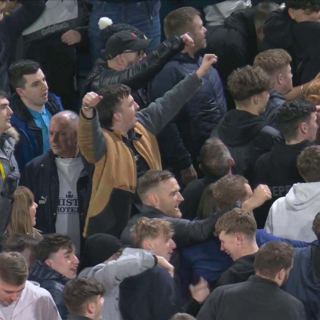 "We are the best team I think 🤭" Georginio Rutter couldn't help himself after Leeds' 3-1 win over Leicester to move within six points of the Championship leaders 📈