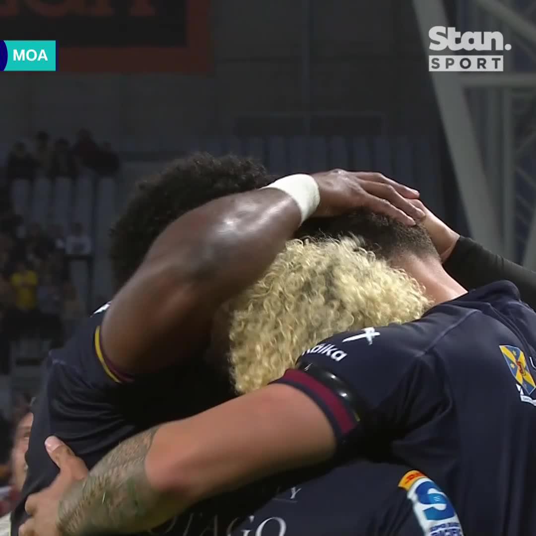 What a pass! 😍 ↳ Super Rugby Pacific, Highlanders v Moana, live now. Every Match. Ad-free. Live & On Demand on the Home of Rugby, Stan Sport. #StanSportAU #SuperRugbyPacific