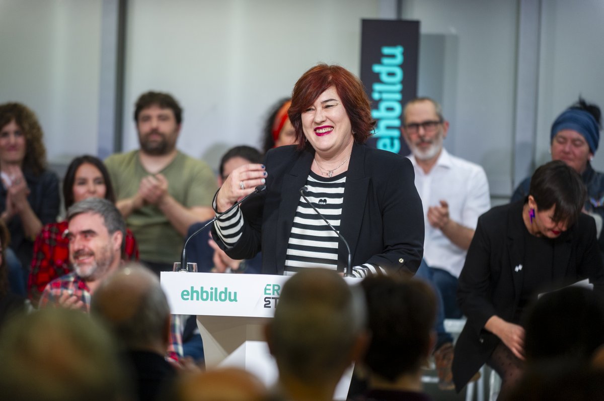 EH Bildu bilakatu da arabar gero eta gehiagorentzat erreferentzia politikoa. Arabarron bulkadarekin ziklo politiko berriari ateak parez pare zabalduko dizkiogu. EH Bildu indar politiko bozkatuena izateko anbizioarekin aurkezten delako hauteskundeetara. ▶ Eba Blanco