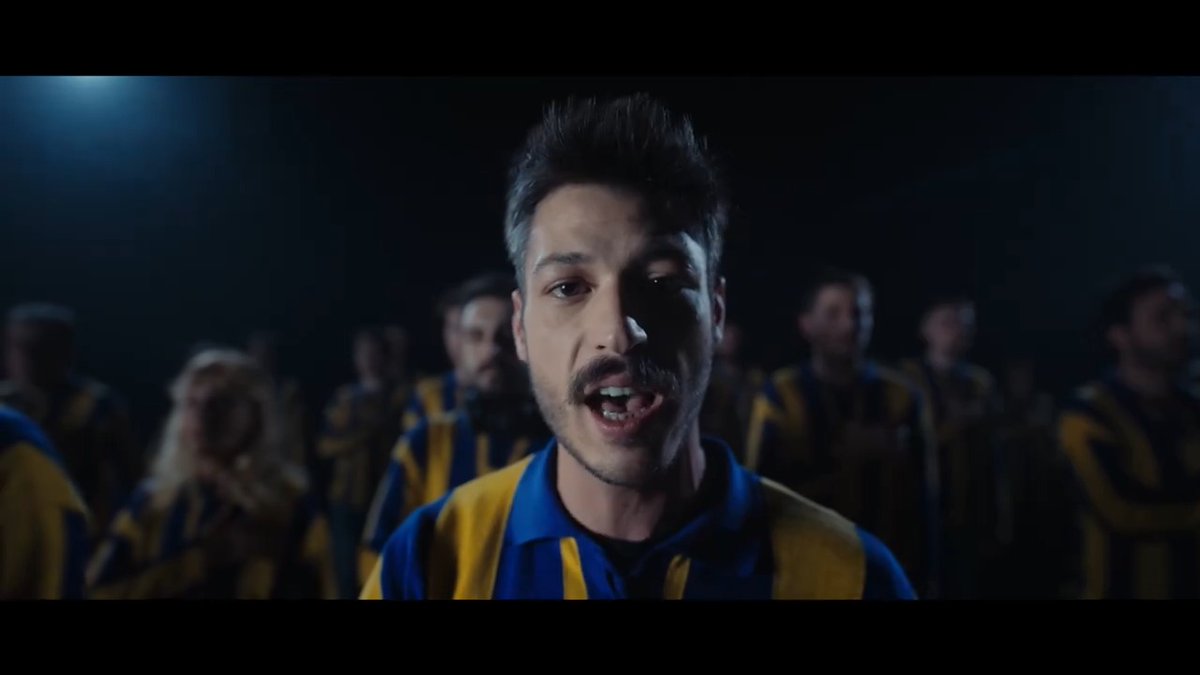 Kubilay Aka'dan Fenerbahçe Marşı “KADIKÖY’ÜN ORDUSU” Söz: Kubilay Aka Müzik: Yıldıray Gürgen, Kubilay Aka, Serdar Kara, Mert Taluy