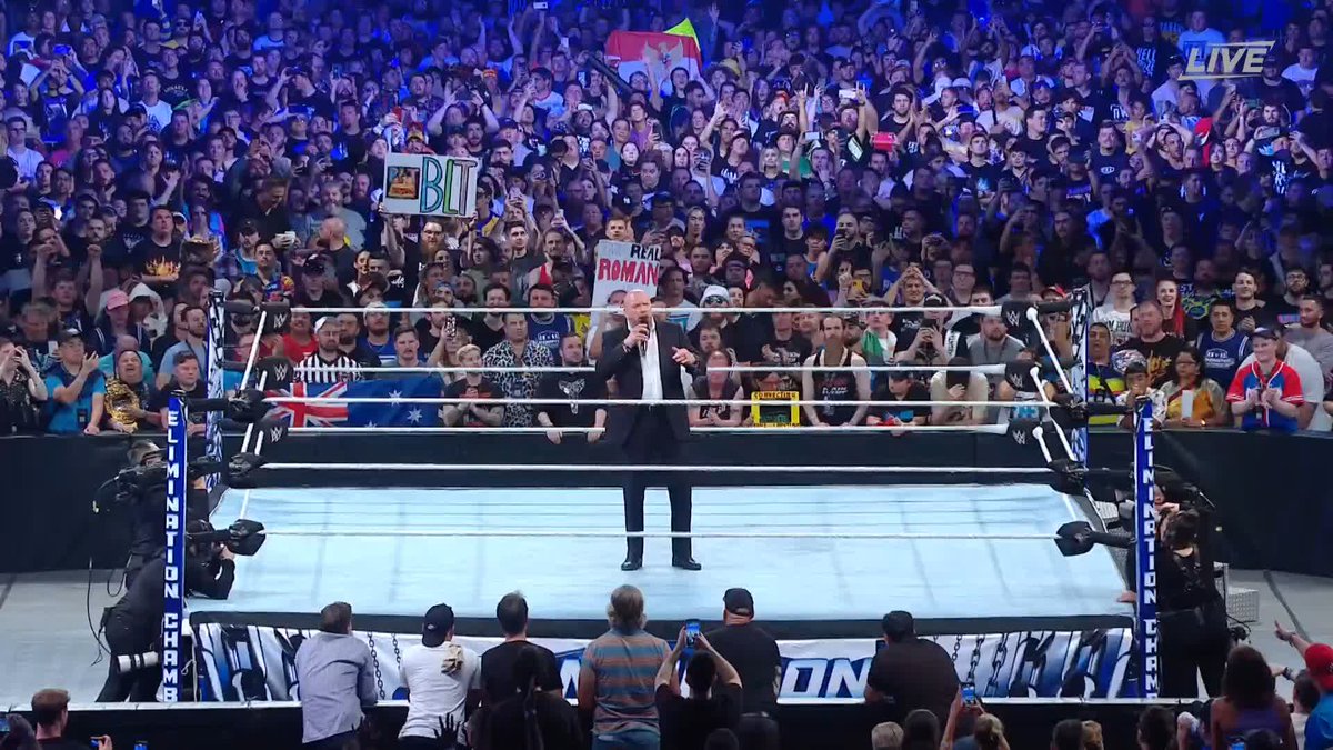 5️⃣2️⃣,5️⃣9️⃣0️⃣! Triple H is here at #WWEChamber with the official attendance at OptusStadium in Perth!